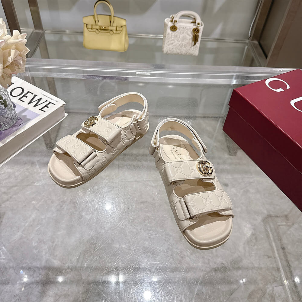 GUCCI Women s sandal with Double G