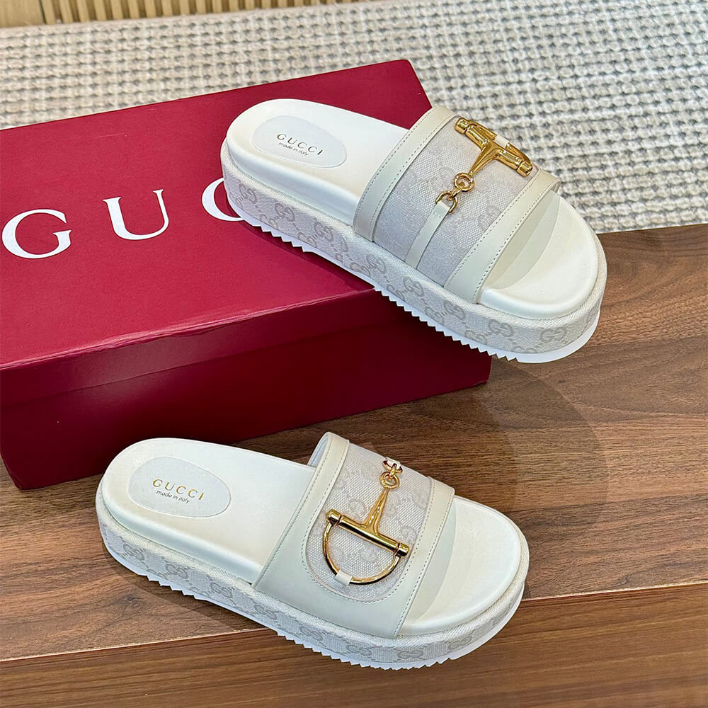 GUCCI Women s platform slide sandal