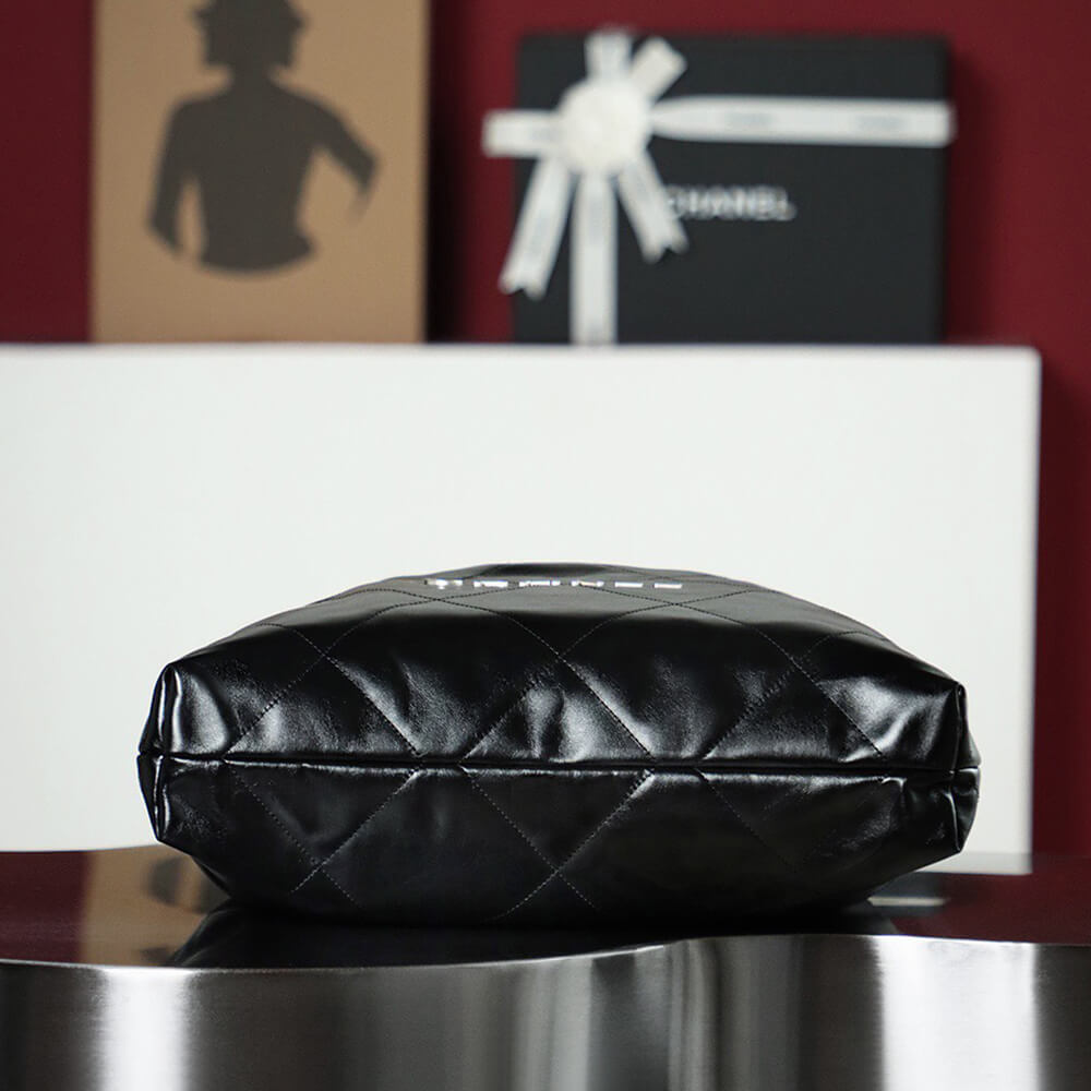 CHANEL 22 HANDBAG(tax-free grade)