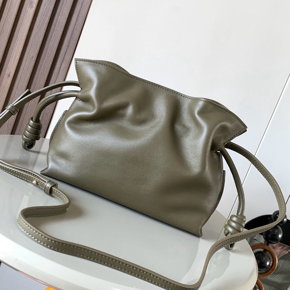 Loewe Mini Flamenco clutch in nappa calfskin(HIGH-END GRADE)