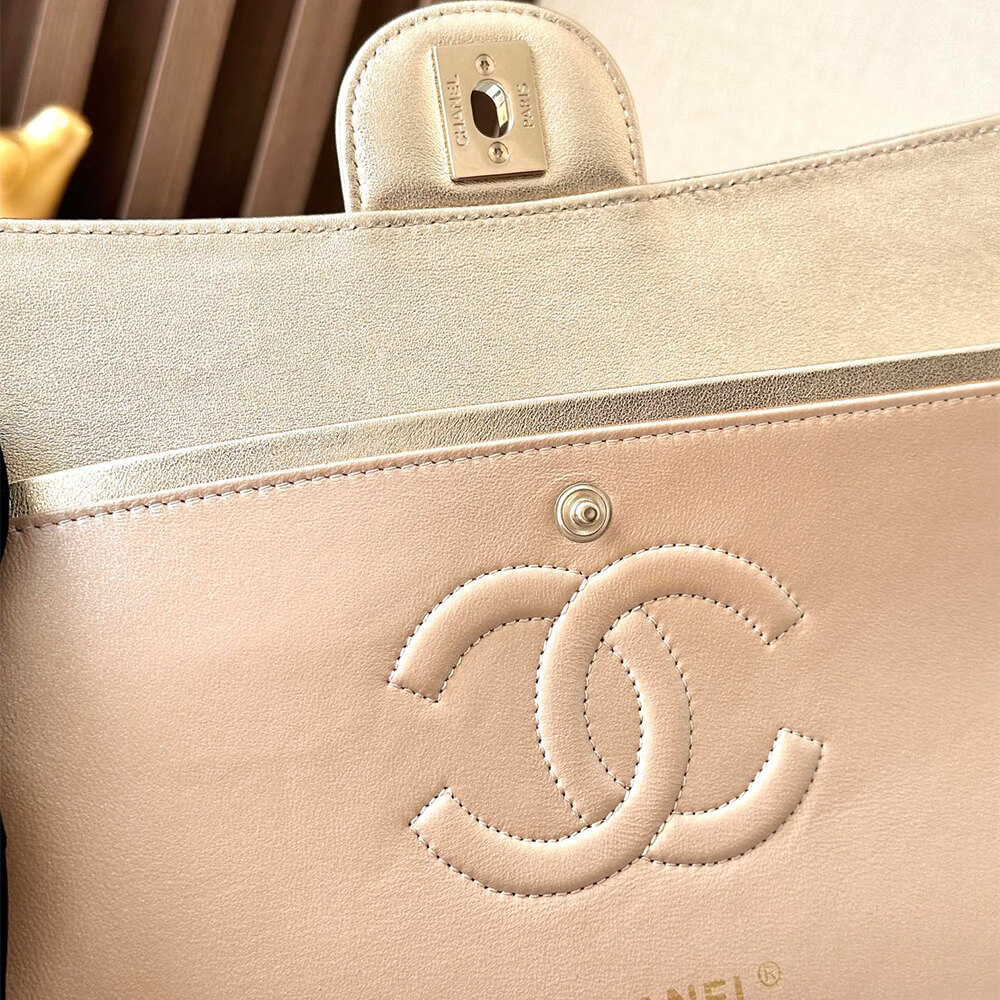 CHANEL Classic Flap Medium(High-end Grade)