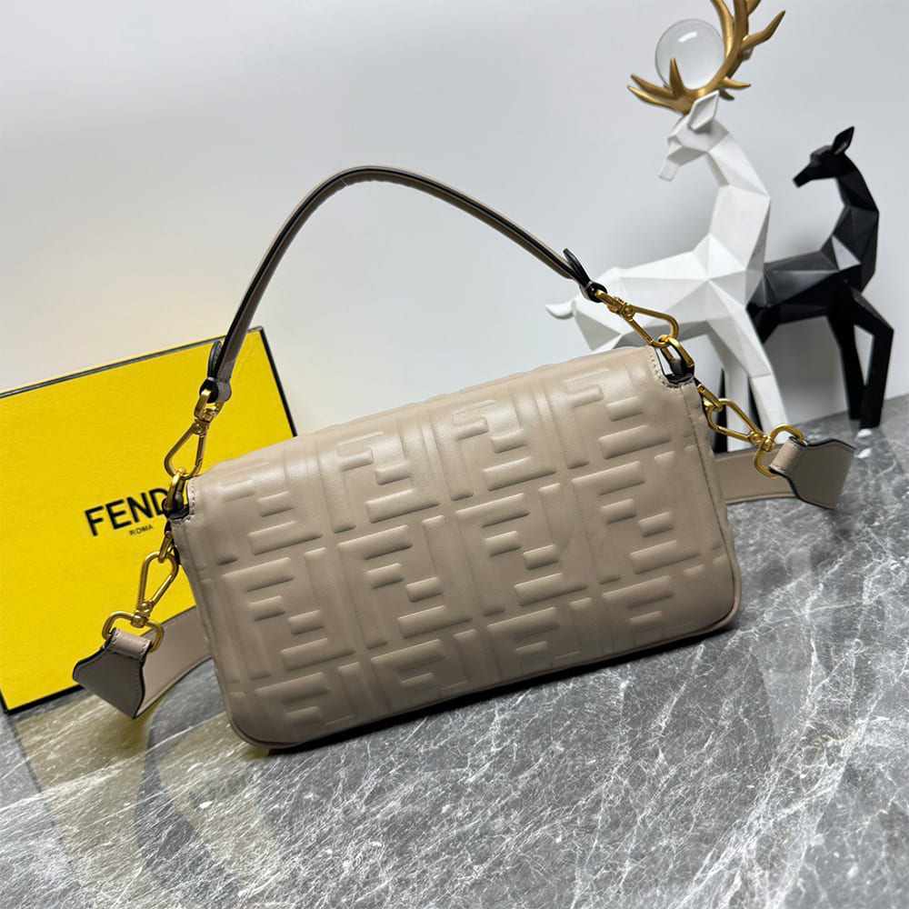 Fendi Baguette