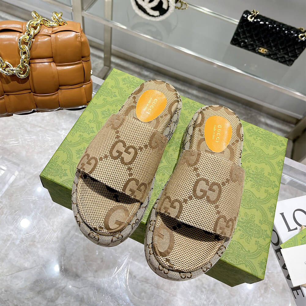 GUCCI Women s platform slide sandal