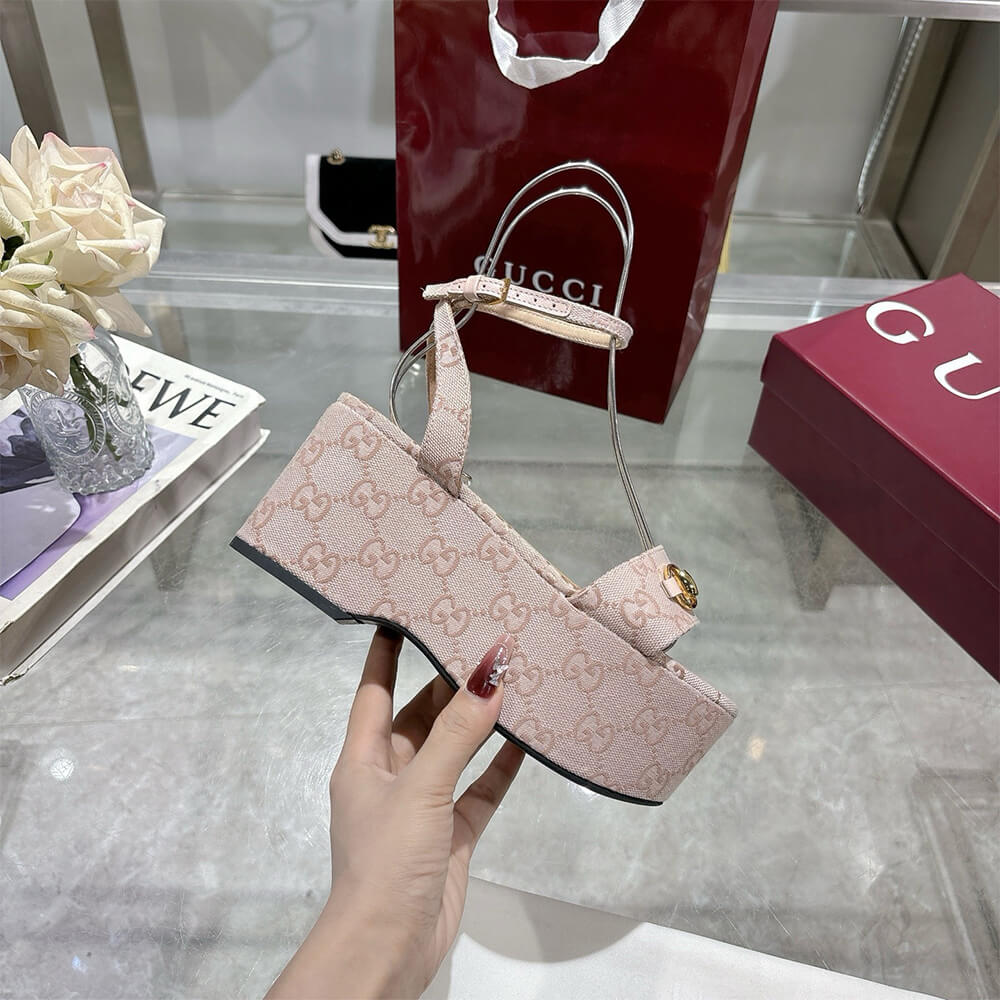 GUCCI Women s Horsebit flatform sandal