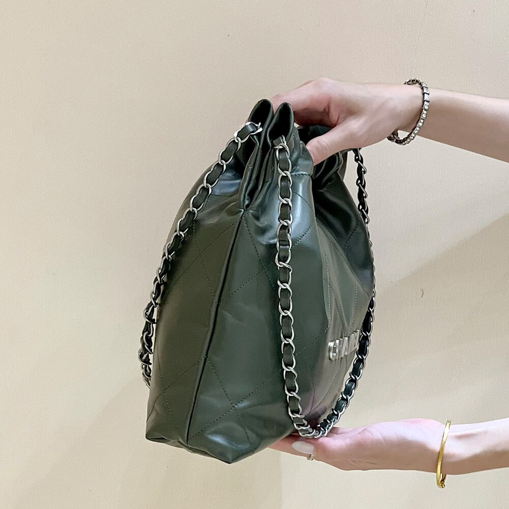 CHANEL 22 HANDBAG(Tax-Free Grade)