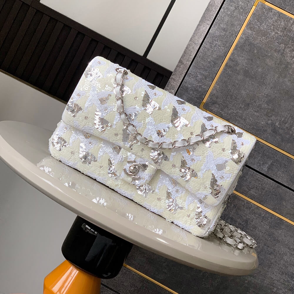 Chanel Classic 11.12 Handbag(high-end grade)