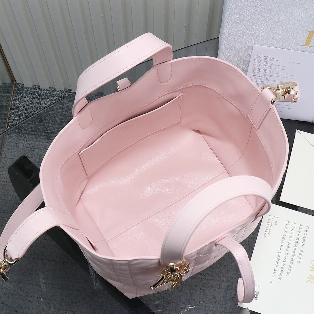 Medium Dior Toujours Vertical Tote Bag(high-end grade)