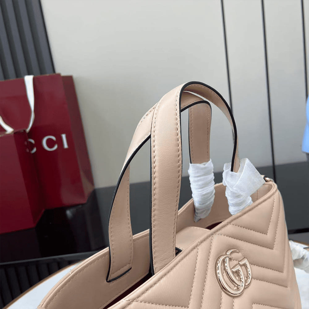 Gucci Betty small tote bag