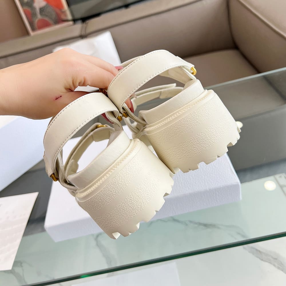 Dioract Platform Sandal