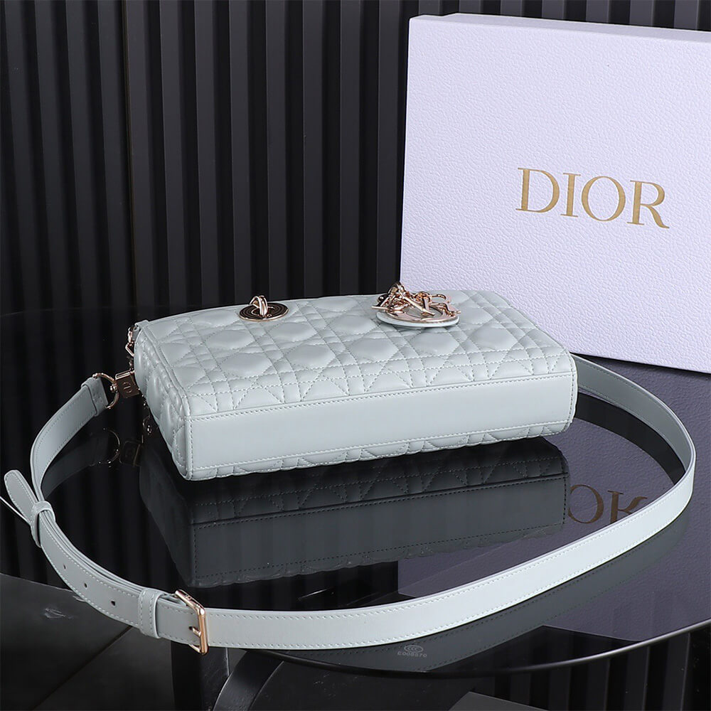 Dior Medium Lady D-Joy Bag(HIGH-END GRADE)