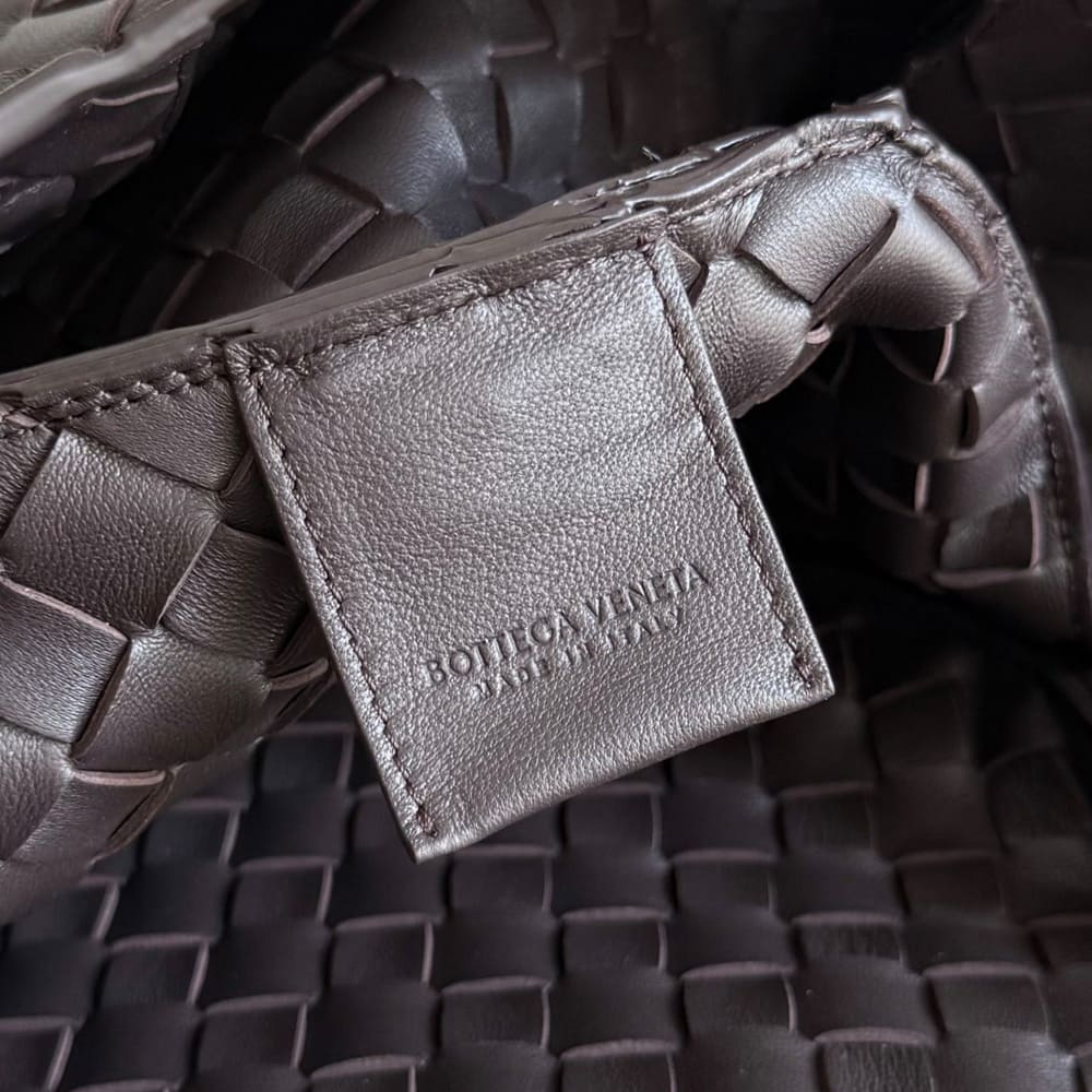 Bottega Veneta Medium Campana(HIGH-END GRADE)