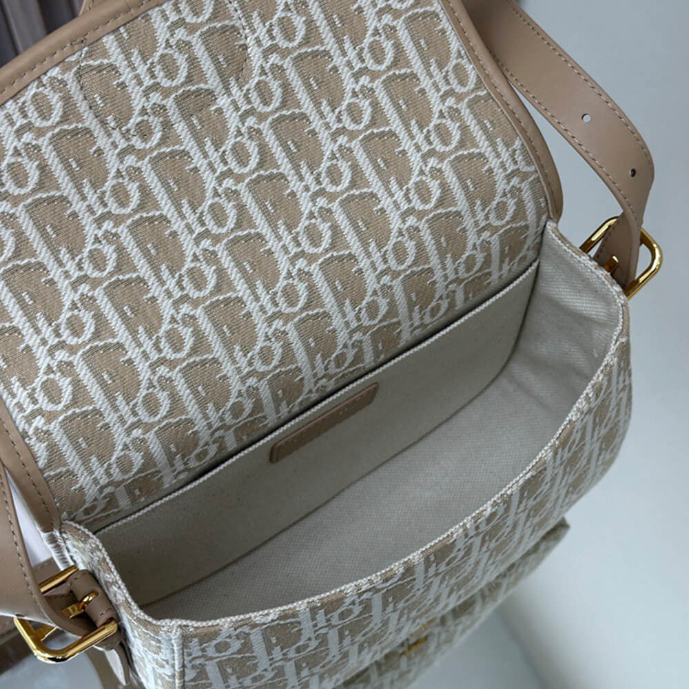 Dior Medium Dior Bobby Bag(HIGH-END GRADE)