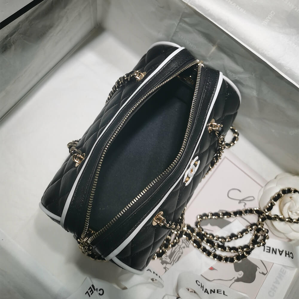 CHANEL Clutch with Chain(HIGH-END GRADE)